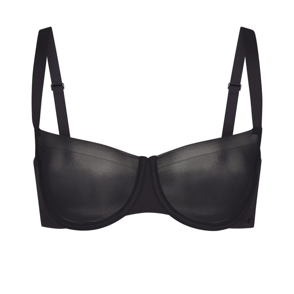 NWT SKIMS No Show Unlined Balconette Bra